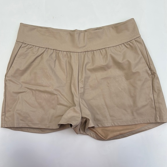 Commando faux leather jogger shorts L - Picture 2 of 5